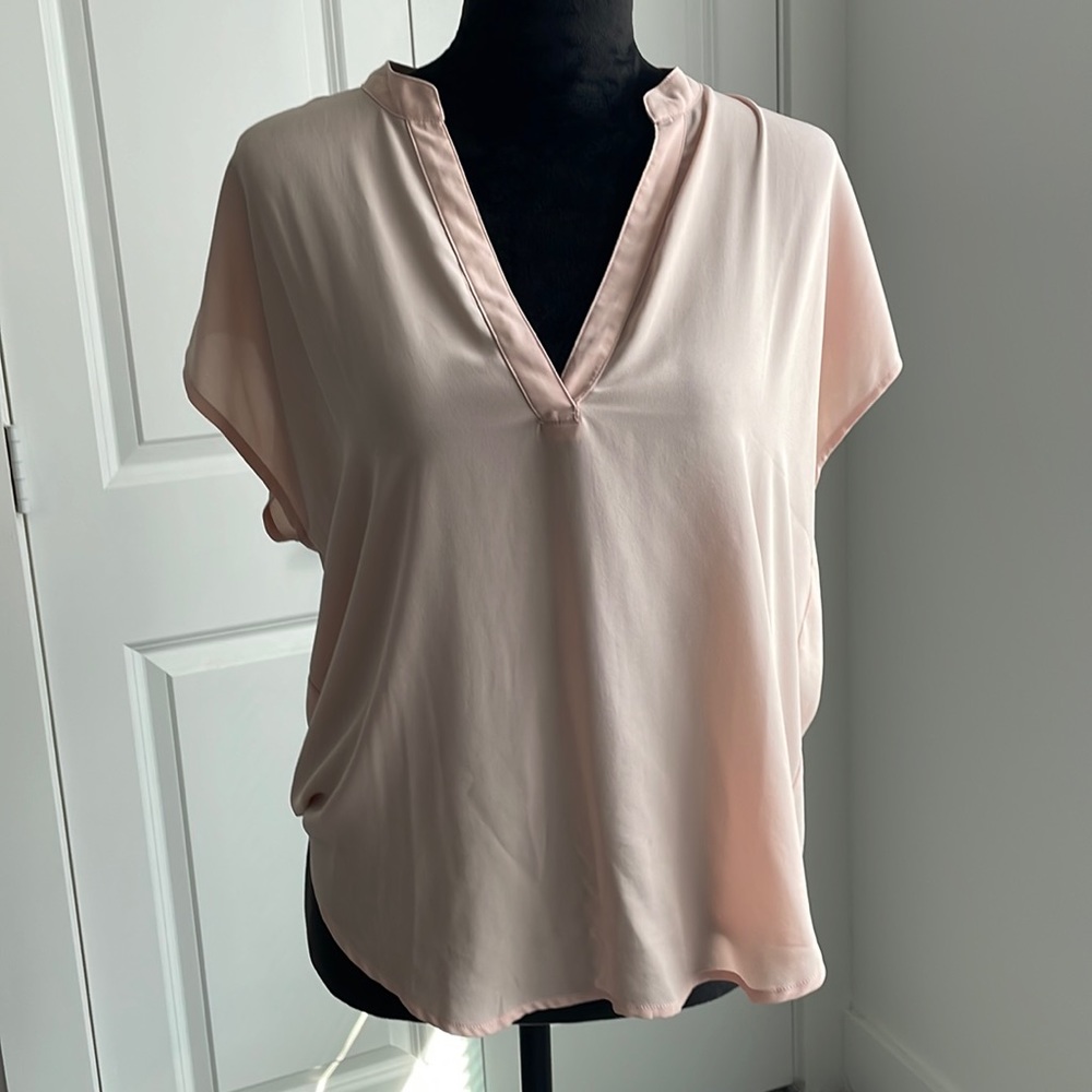 Forever 21- M- Blouse